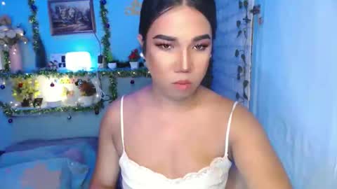 Snapshot of ur_hot_tommiexx chatting on November 20, 6:24 am jennie online show from November 20, 6:24 am