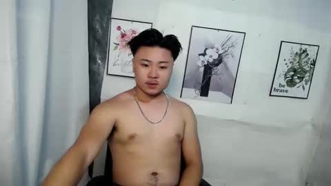 Snapshot of ur_hotguy chatting on September 17, 11:45 am ur_hotguy online show from September 17, 11:45 am