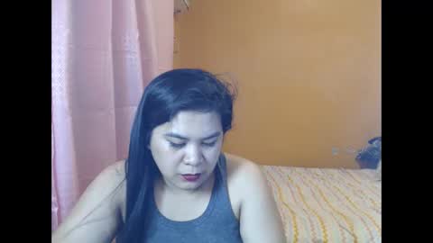 ur_hotsexymaria online show from June 8, 3:12 pm