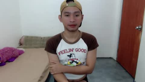 Snapshot of ur_joshuahotnotch chatting on July 28, 3:32 pm ur_joshuahotnotch online show from July 28, 3:32 pm