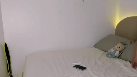 Snapshot of ur_mija_veronica chatting on March 29, 9:31 am Veronica Lodge online show from March 29, 9:31 am