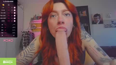 Snapshot of ur_olivia chatting on September 25, 9:13 am Olivia Kaufman online show from September 25, 9:13 am