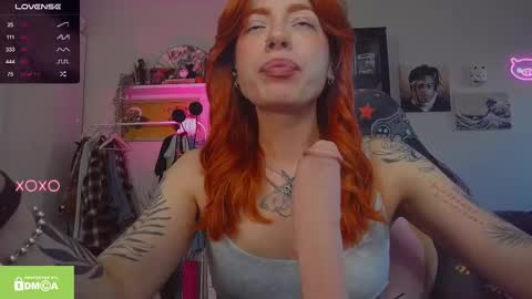 Snapshot of ur_olivia chatting on September 29, 8:41 am Olivia Kaufman online show from September 29, 8:41 am