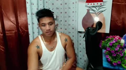 Snapshot of ur_pinoydave chatting on December 12, 1:49 pm Dave online show from December 12, 1:49 pm