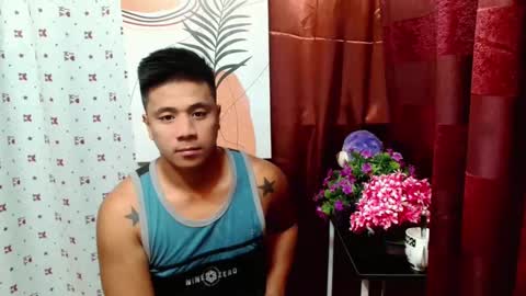 Snapshot of ur_pinoydave chatting on December 27, 3:26 pm Dave online show from December 27, 3:26 pm