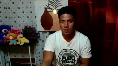 Snapshot of ur_pinoydave chatting on January 13, 10:47 am Dave online show from January 13, 10:47 am