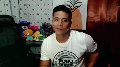 Snapshot of ur_pinoydave chatting on January 22, 9:24 am Dave online show from January 22, 9:24 am