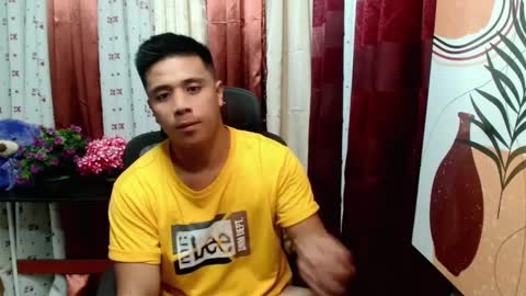 Snapshot of ur_pinoydave chatting on March 4, 3:22 am Dave online show from March 4, 3:22 am