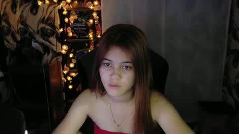 ur_prettyangel online show from May 27, 12:40 am