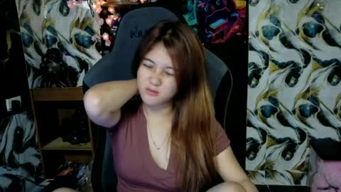 ur_prettyangel online show from June 25, 10:31 am