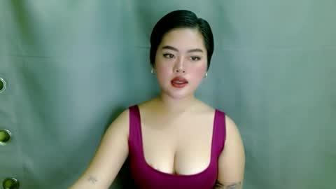 zey  online show from January 16, 7:34 am