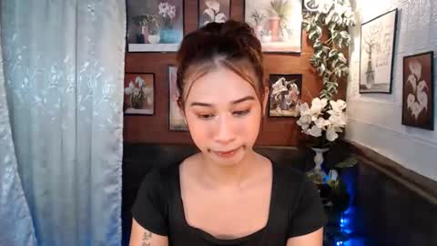 Snapshot of ur_rianlover chatting on October 9, 9:24 pm ur_rianlover online show from October 9, 9:24 pm