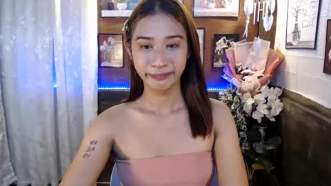 Snapshot of ur_rianlover chatting on October 20, 6:25 am ur_rianlover online show from October 20, 6:25 am