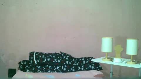ur_sexybabe_ehra online show from January 8, 9:00 am