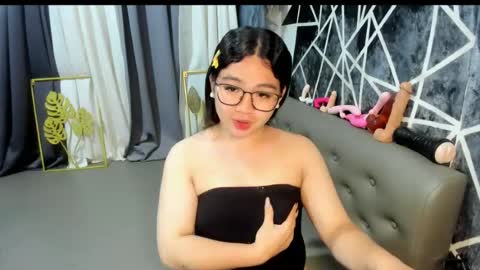 Snapshot of ur_sexychubbytrans chatting on June 22, 5:32 pm KENS online show from June 22, 5:32 pm