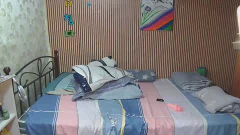 Snapshot of ur_shan21 chatting on October 6, 9:56 pm ur_shan21 online show from October 6, 9:56 pm