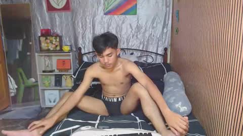 Snapshot of ur_shan21 chatting on October 26, 10:10 am ur_shan21 online show from October 26, 10:10 am