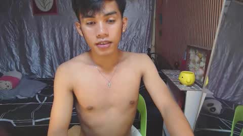 Snapshot of ur_shan21 chatting on November 8, 9:31 am ur_shan21 online show from November 8, 9:31 am