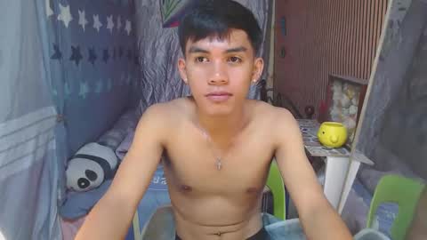 Snapshot of ur_shan21 chatting on November 13, 6:29 pm ur_shan21 online show from November 13, 6:29 pm