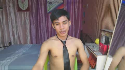 Snapshot of ur_shan21 chatting on December 3, 6:28 pm ur_shan21 online show from December 3, 6:28 pm