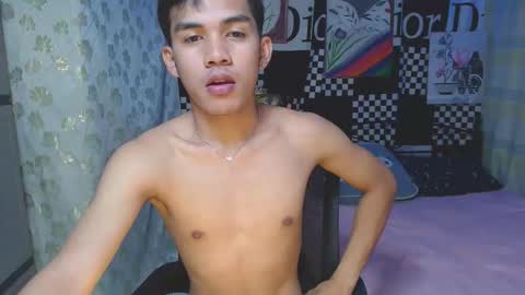 Snapshot of ur_shan21 chatting on April 4, 5:16 am ur_shan21 online show from April 4, 5:16 am