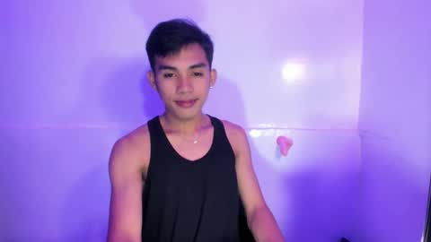 Snapshot of ur_shan21 chatting on May 11, 5:10 pm ur_shan21 online show from May 11, 5:10 pm
