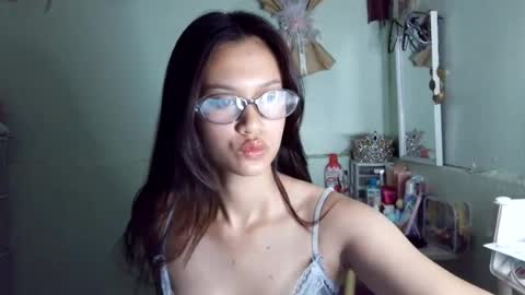lovelyangel online show from July 12, 5:59 pm