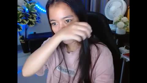 urasian_bella23 online show from December 4, 1:14 am