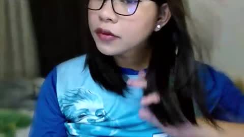 urasian_bella23 online show from November 28, 10:01 pm