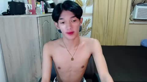 urasian_john20 online show from July 8, 11:26 am