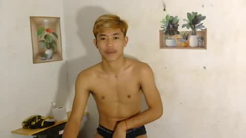 urasian_jomarie online show from June 27, 8:36 pm