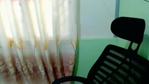 urasian_joy online show from October 29, 5:53 am