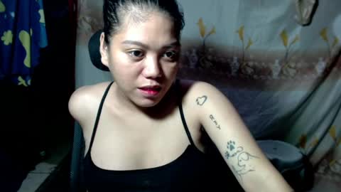 Snapshot of urasian_joy chatting on March 1, 6:43 pm urasian_joy online show from March 1, 6:43 pm