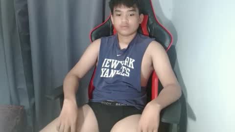 Snapshot of urasian_kentoyxx77 chatting on October 7, 5:54 pm Kentoy online show from October 7, 5:54 pm
