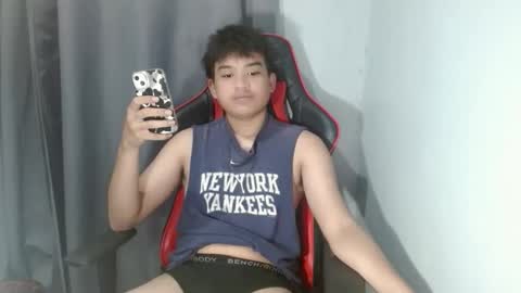 Snapshot of urasian_kentoyxx77 chatting on October 8, 10:13 am Kentoy online show from October 8, 10:13 am