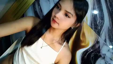 Snapshot of urasian_latinaxxx chatting on July 24, 2:09 am urasian_latinaxxx online show from July 24, 2:09 am