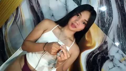 Snapshot of urasian_latinaxxx chatting on July 29, 11:30 am urasian_latinaxxx online show from July 29, 11:30 am