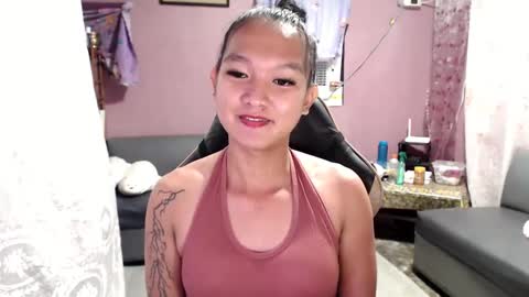 NEWRA  ALLISON online show from March 6, 1:58 am