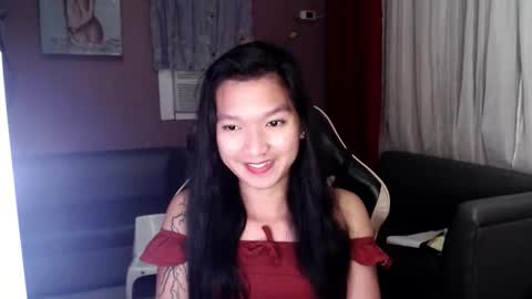 NEWRA  ALLISON online show from October 15, 5:35 pm