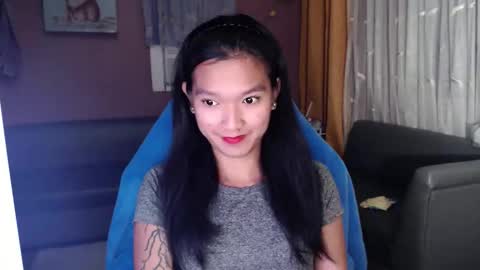 NEWRA  ALLISON online show from October 31, 8:10 pm