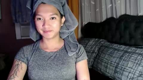 NEWRA  ALLISON online show from February 18, 8:43 am