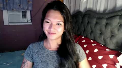Snapshot of urasian_newra chatting on July 14, 10:37 pm NEWRA ALLISON online show from July 14, 10:37 pm