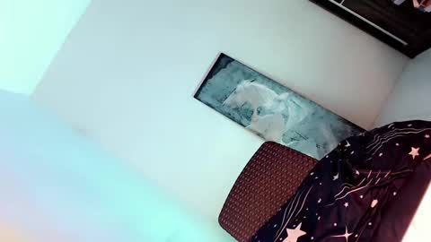 Snapshot of urasian_pampelatch chatting on March 1, 4:54 pm MarieMars online show from March 1, 4:54 pm