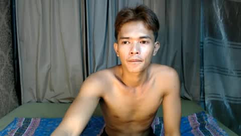 urasian_rey online show from June 17, 11:12 am