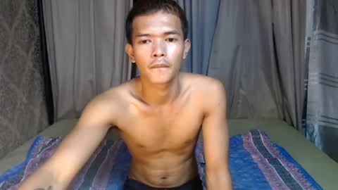 urasian_rey online show from July 16, 1:39 pm