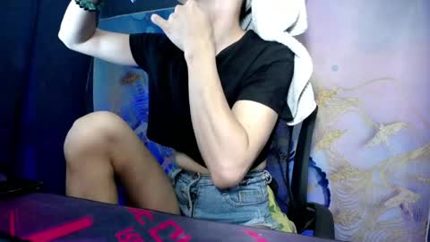 Snapshot of urasian_slut_yana chatting on April 11, 11:47 am yana online show from April 11, 11:47 am