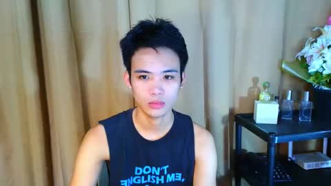 urasiancumboix2 online show from November 1, 3:52 am