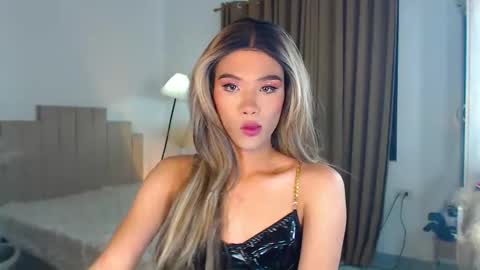 urasiancumboix2 online show from January 12, 3:28 pm