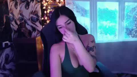 Snapshot of urasiandreamgirlxxx chatting on April 22, 3:42 am jess online show from April 22, 3:42 am