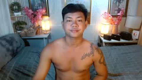 urasiankyler online show from June 23, 4:21 am